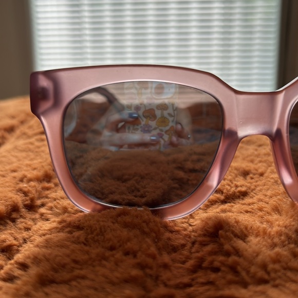 SPY Shandy - Picture 4 of 6